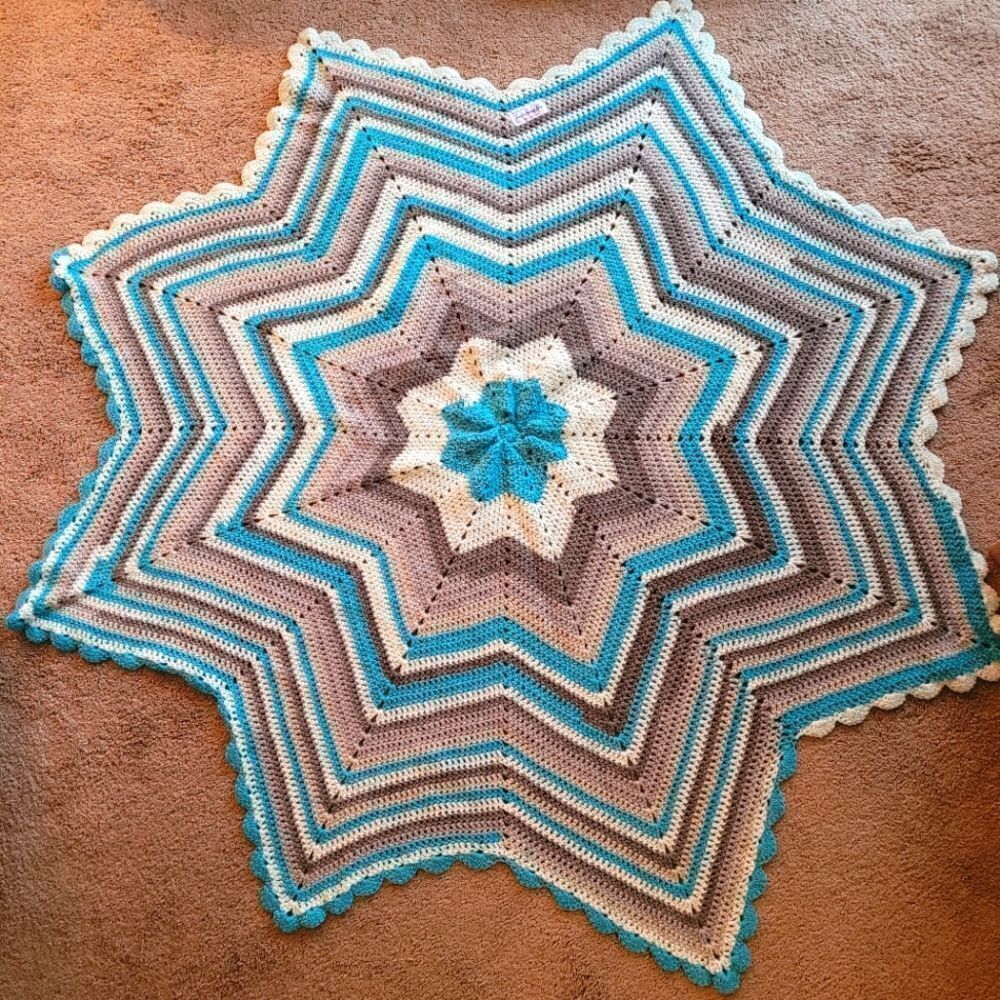 Cottage Core HAND KNITTED Star Afghan Tablecloth Throw